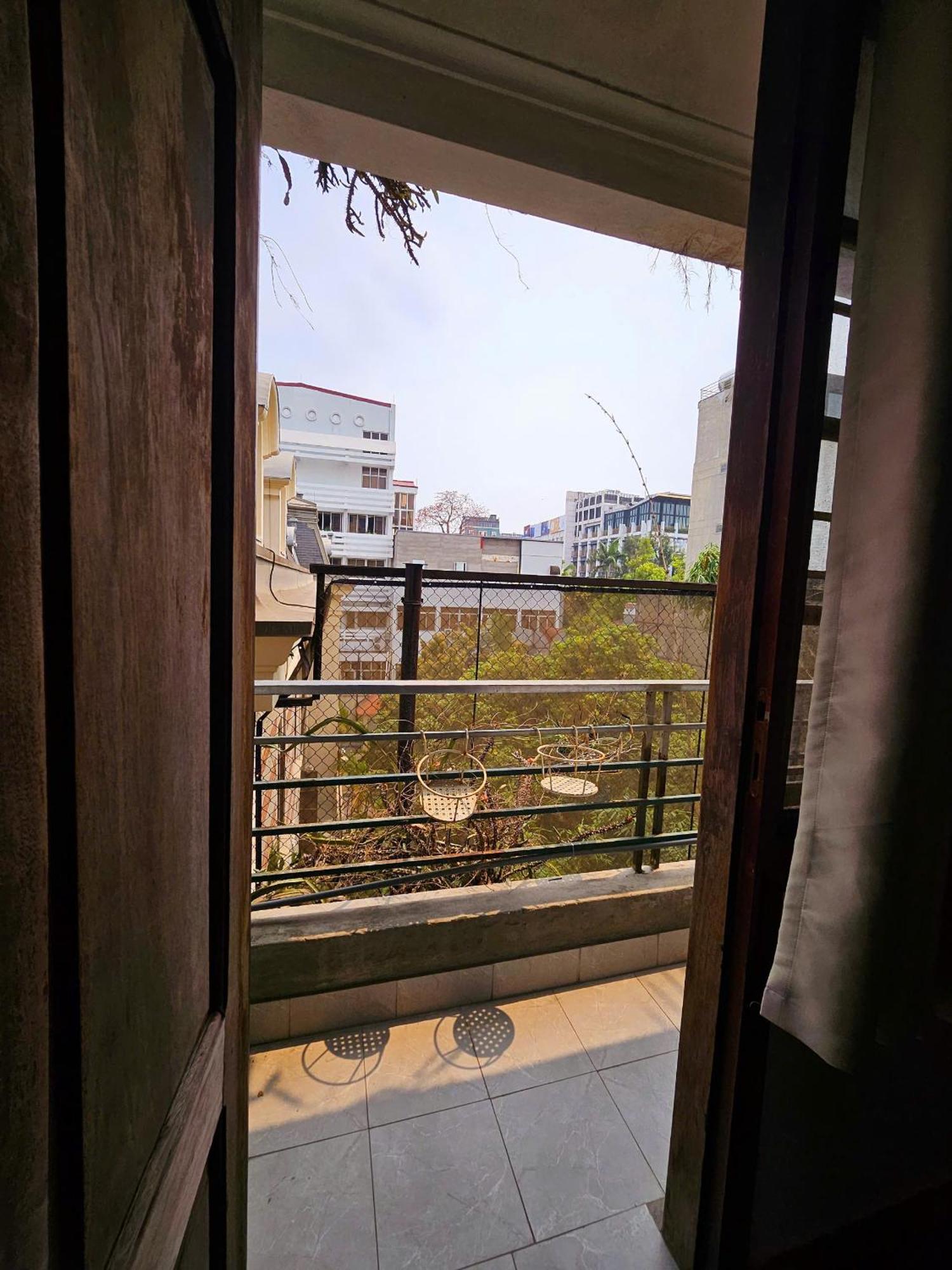 Rainbow Homestay - No 8 Alley 18B Tong Dan Hanoi Dış mekan fotoğraf